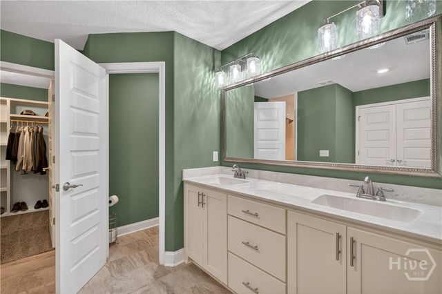 399 Palmer Place Lane NE, Ludowici, GA 31316