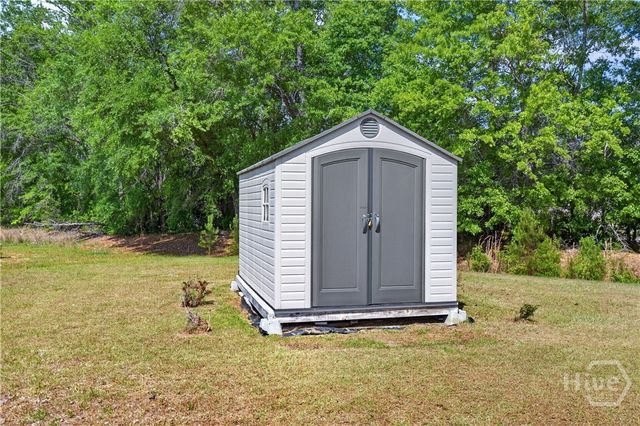 399 Palmer Place Lane NE, Ludowici, GA 31316