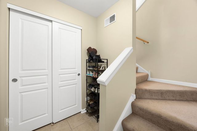706 E Wing Street, Arlington Heights, IL 60004