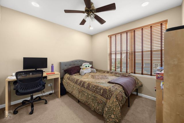 706 E Wing Street, Arlington Heights, IL 60004