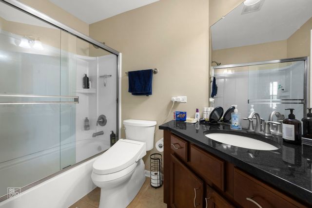 706 E Wing Street, Arlington Heights, IL 60004