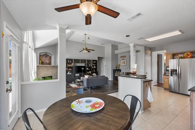 704 Oakridge Drive, Lake Dallas, TX 75065