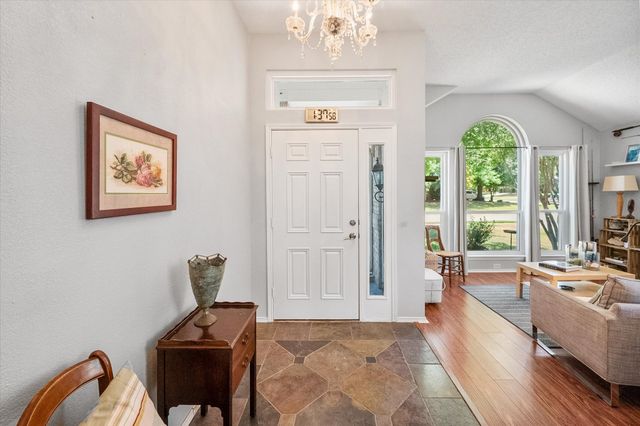 704 Oakridge Drive, Lake Dallas, TX 75065