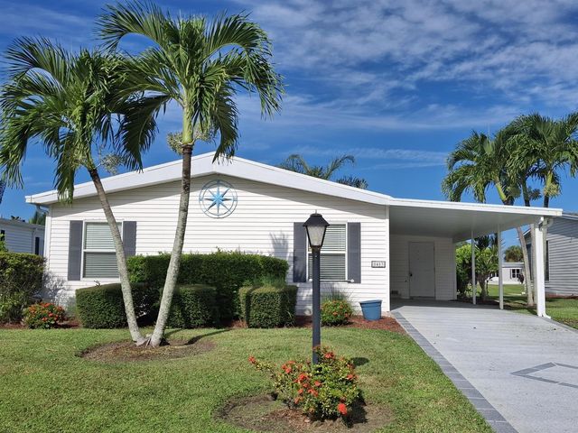8483 Schefflera Court, Port St. Lucie, FL 34952