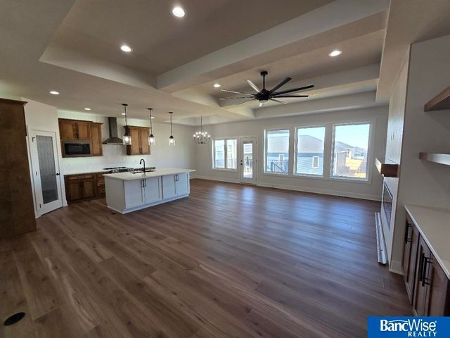 9409 Delano Drive, Lincoln, NE 68516