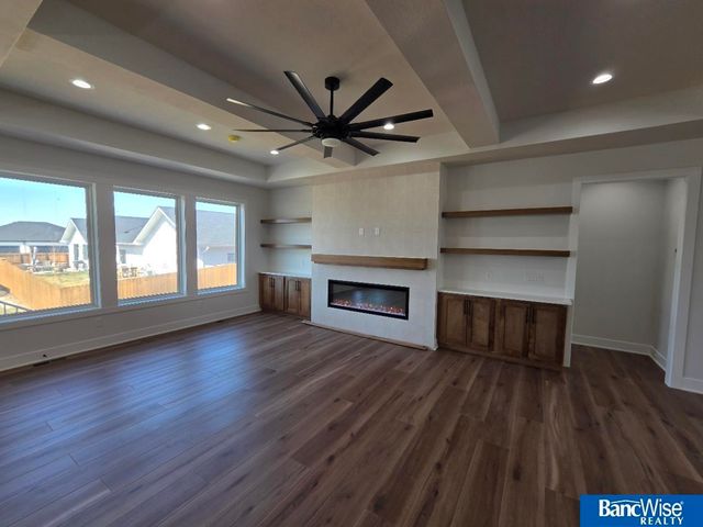 9409 Delano Drive, Lincoln, NE 68516