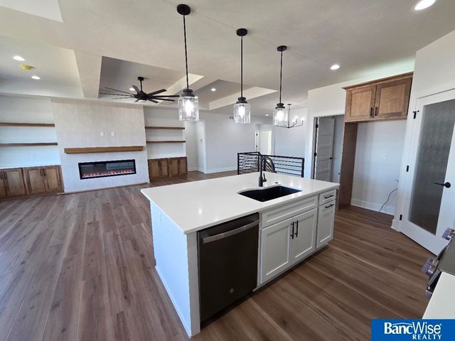 9409 Delano Drive, Lincoln, NE 68516