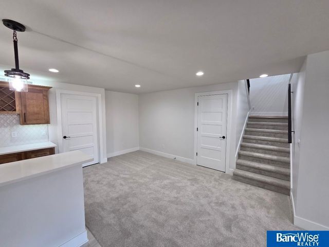 9409 Delano Drive, Lincoln, NE 68516