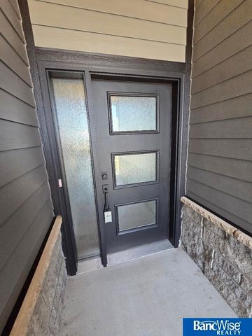 9409 Delano Drive, Lincoln, NE 68516