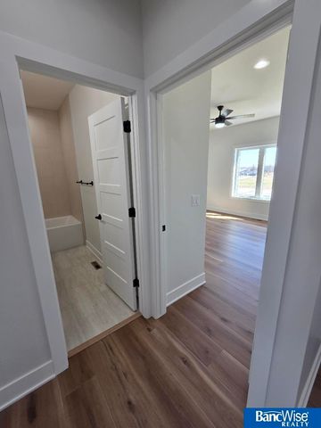 9409 Delano Drive, Lincoln, NE 68516