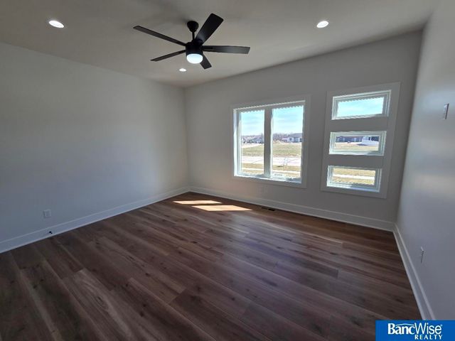 9409 Delano Drive, Lincoln, NE 68516