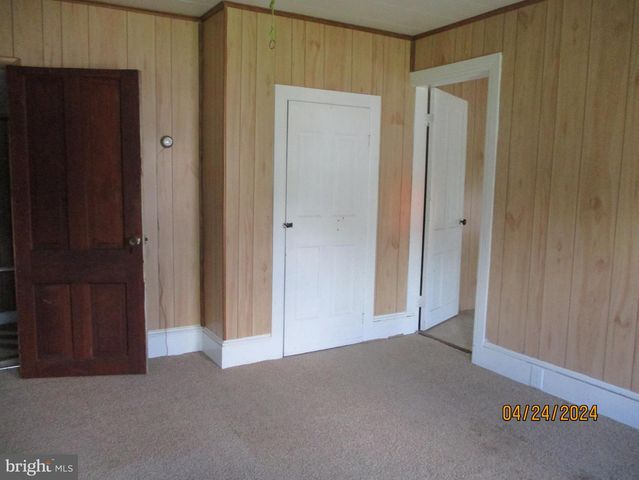 801 MULLICA HILL ROAD, Harrisonville, NJ 08039