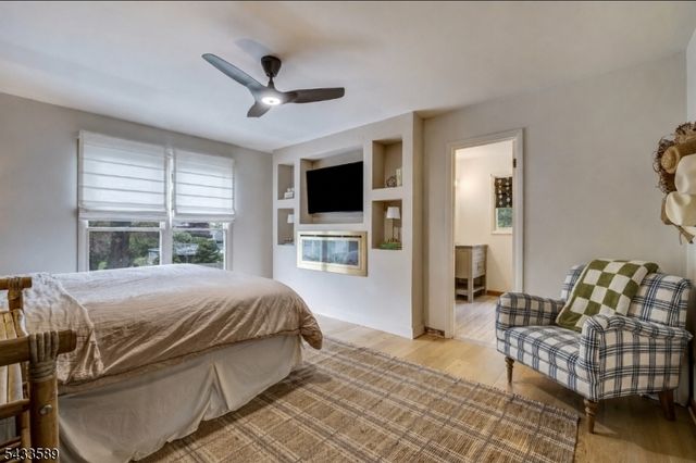 62 Unger Ave, Hopatcong Boro, NJ 07874