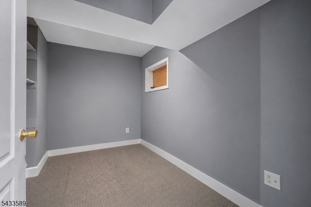 62 Unger Ave, Hopatcong Boro, NJ 07874