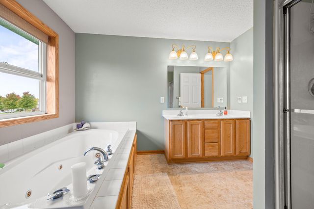 6653 Mackenzie Avenue NE, Otsego, MN 55301