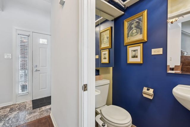 131 Willow Creek Lane, Willow Springs, IL 60480