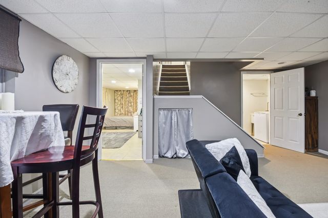 131 Willow Creek Lane, Willow Springs, IL 60480