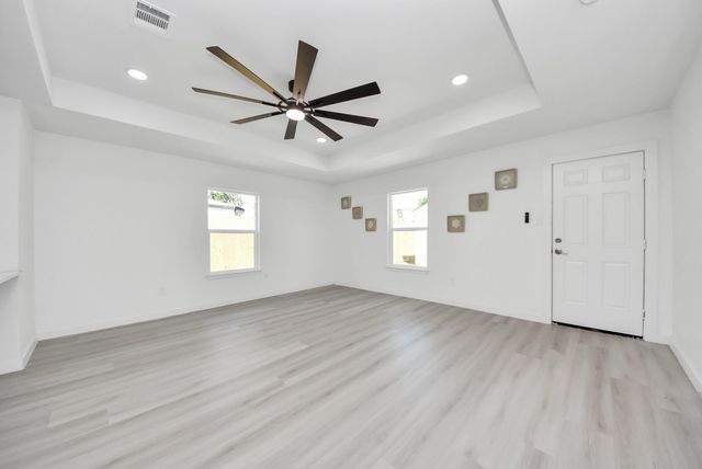 3853 Wentworth Street, Houston, TX 77004