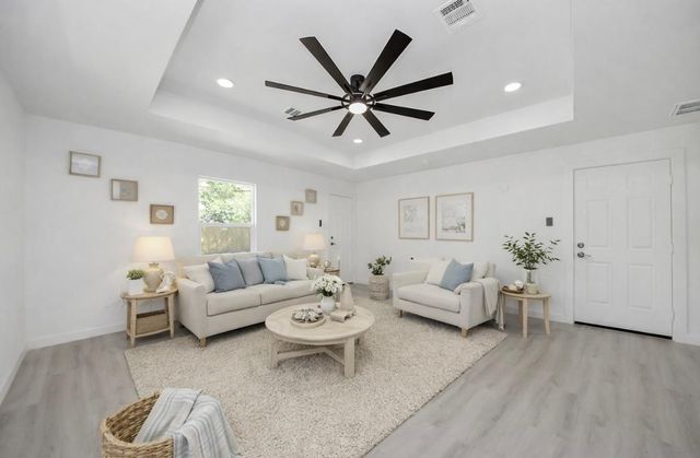 3853 Wentworth Street, Houston, TX 77004