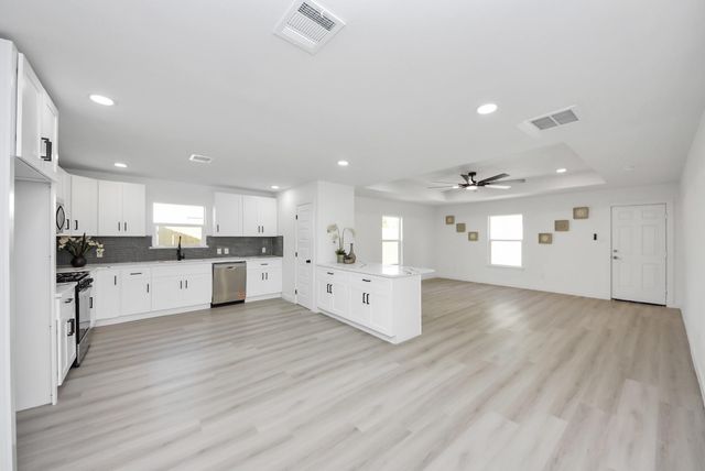 3853 Wentworth Street, Houston, TX 77004