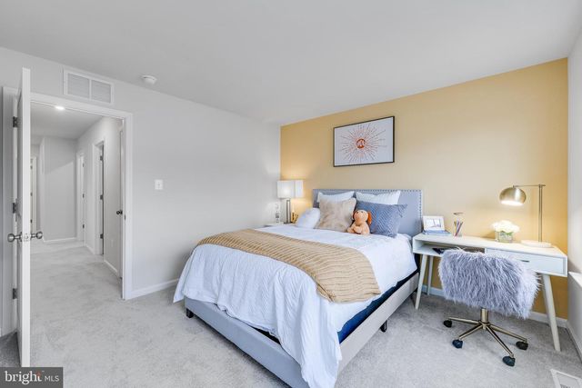 565 W NORTH ST, Smyrna, DE 19977