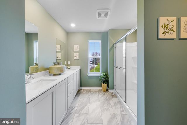 565 W NORTH ST, Smyrna, DE 19977