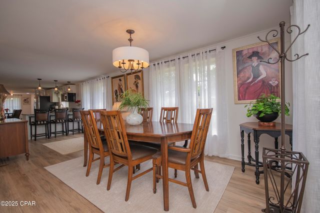 402 E Pennsylvania Avenue, Bonifay, FL 32425