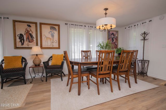 402 E Pennsylvania Avenue, Bonifay, FL 32425