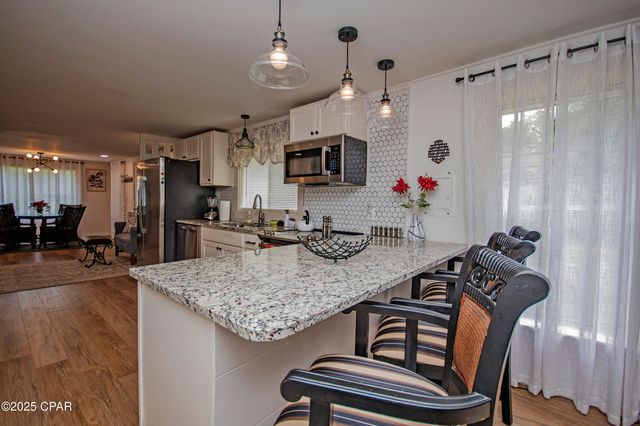 402 E Pennsylvania Avenue, Bonifay, FL 32425