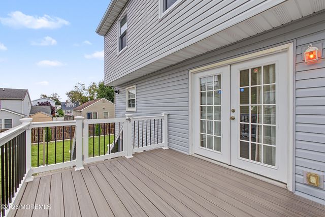 45 Birchwood Avenue, Keansburg, NJ 07734
