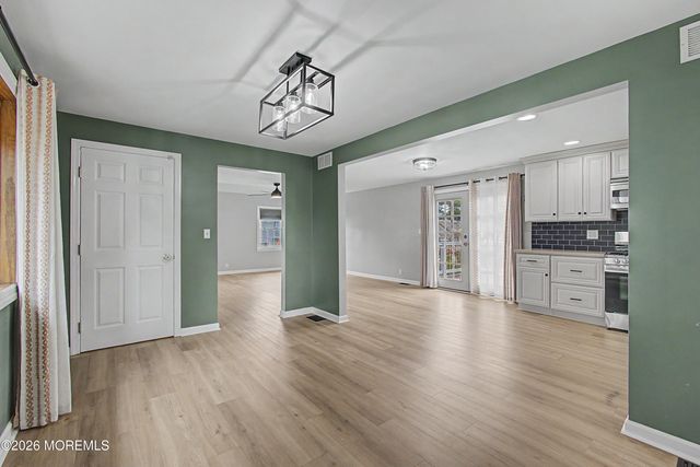 45 Birchwood Avenue, Keansburg, NJ 07734