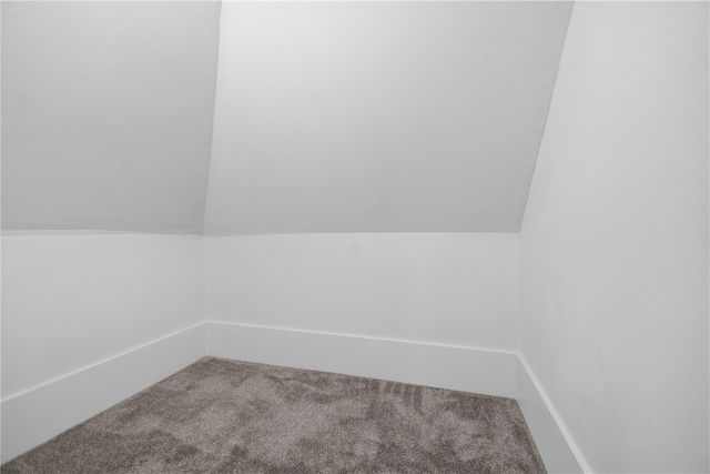 1133 Hotz Ave, Iowa City, IA 52245