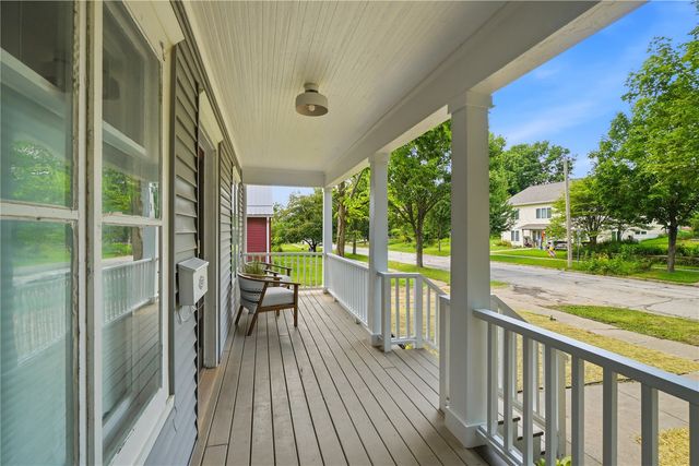 1133 Hotz Ave, Iowa City, IA 52245