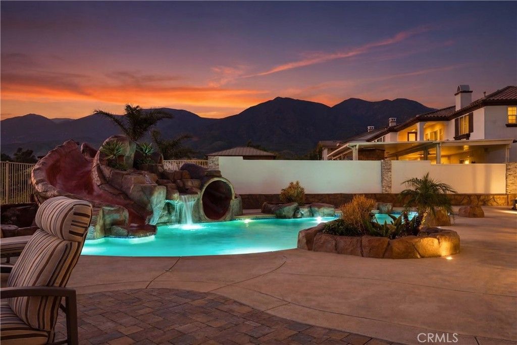 Image 5 of property listing at 5156 Branding Iron Place, Rancho Cucamonga, CA 91739