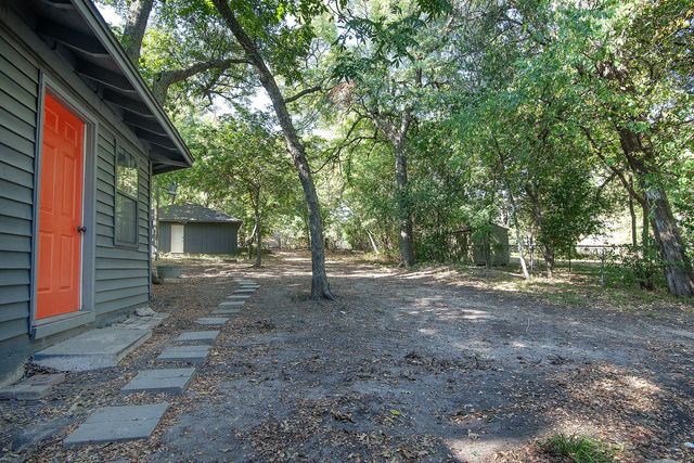 7326 Maringo Drive, Dallas, TX 75227