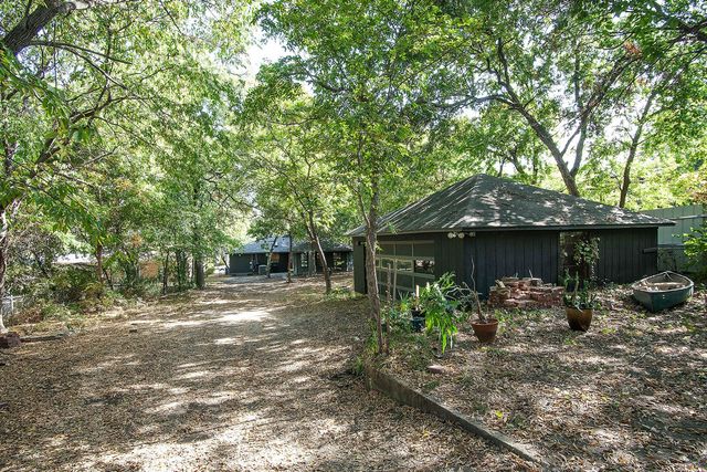 7326 Maringo Drive, Dallas, TX 75227