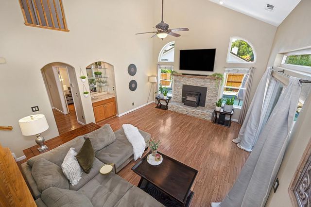 2535 Country Club Dr, Cameron Park, CA 95682