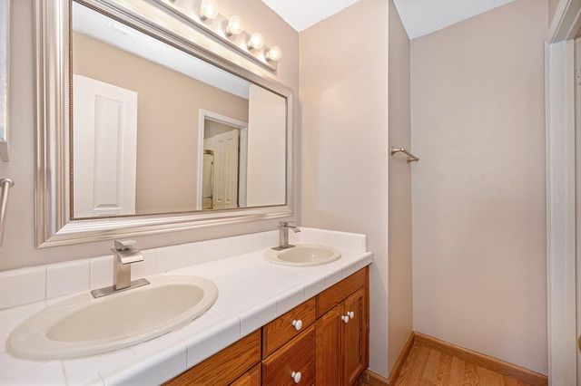 2535 Country Club Dr, Cameron Park, CA 95682