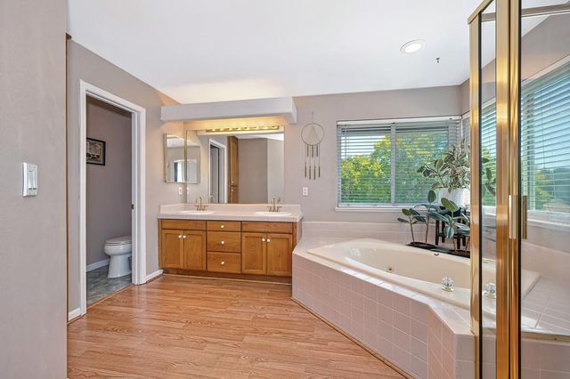 2535 Country Club Dr, Cameron Park, CA 95682