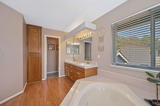 2535 Country Club Dr, Cameron Park, CA 95682