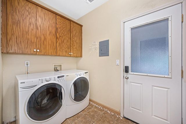 2535 Country Club Dr, Cameron Park, CA 95682