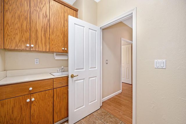 2535 Country Club Dr, Cameron Park, CA 95682