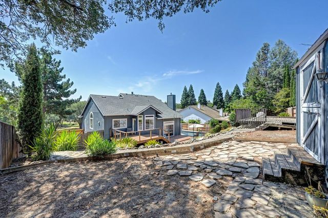2535 Country Club Dr, Cameron Park, CA 95682