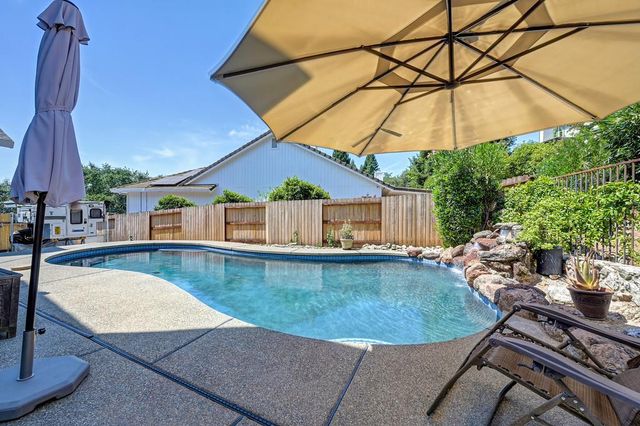 2535 Country Club Dr, Cameron Park, CA 95682