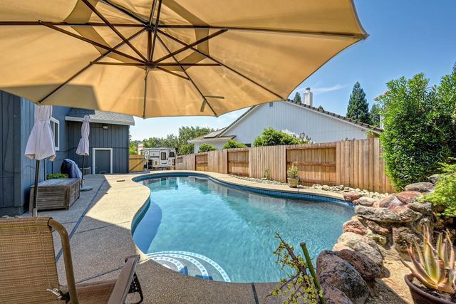 2535 Country Club Dr, Cameron Park, CA 95682