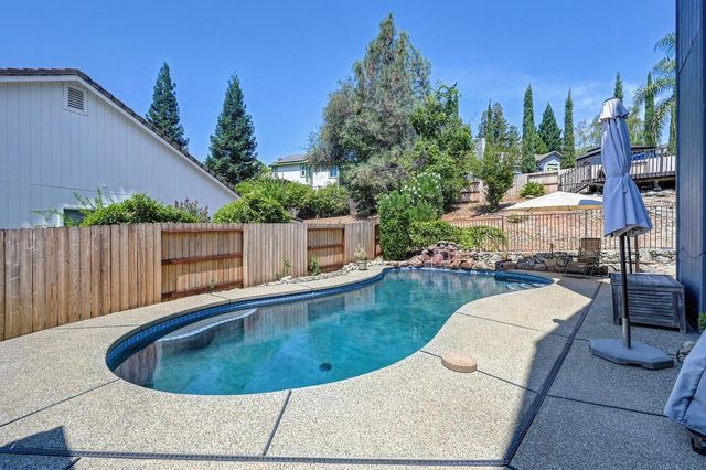2535 Country Club Dr, Cameron Park, CA 95682