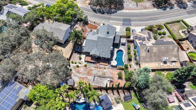 2535 Country Club Dr, Cameron Park, CA 95682
