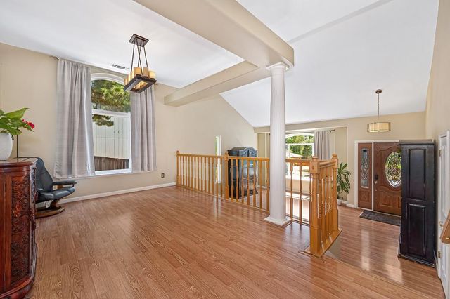 2535 Country Club Dr, Cameron Park, CA 95682