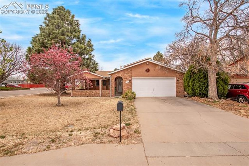 95 Regency Boulevard, Pueblo, CO 81005 — photo 2