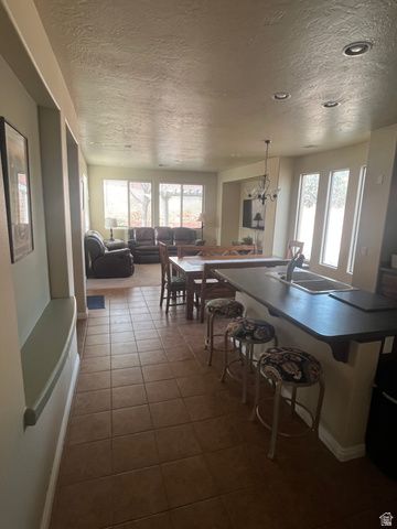 1273 N OVERLAND TRAIL CIR, Washington, UT 84780